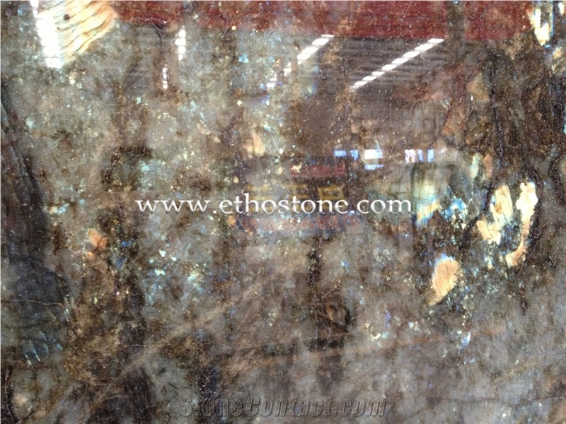 Labradorite Green Granite Slabs & Tiles