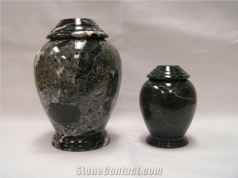Multi Green Onyx Urn