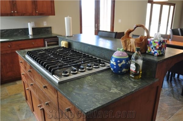 Verde Fantastico Quartzite Countertop
