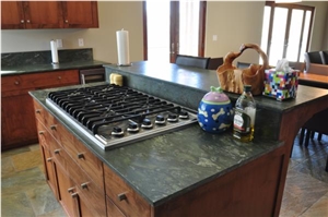 Verde Fantastico Quartzite Countertop