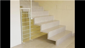 Chiampo Serpeggiante Limestone Stairs