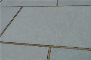 Kota Blue Limestone Tumbled Tiles