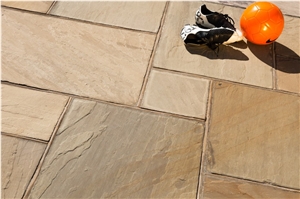 Raj Green Sandstone Exterior Pattern