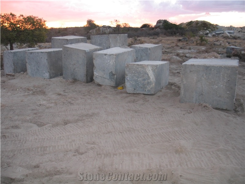 Labradorite Granite Tile, Madagascar Blue Granite