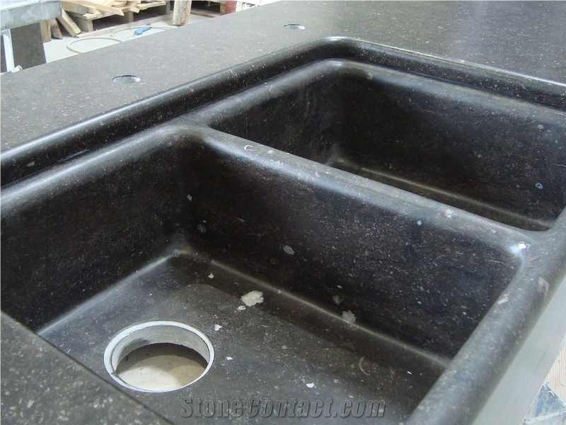Carrieres Du Hainaut Bluestone Countertop