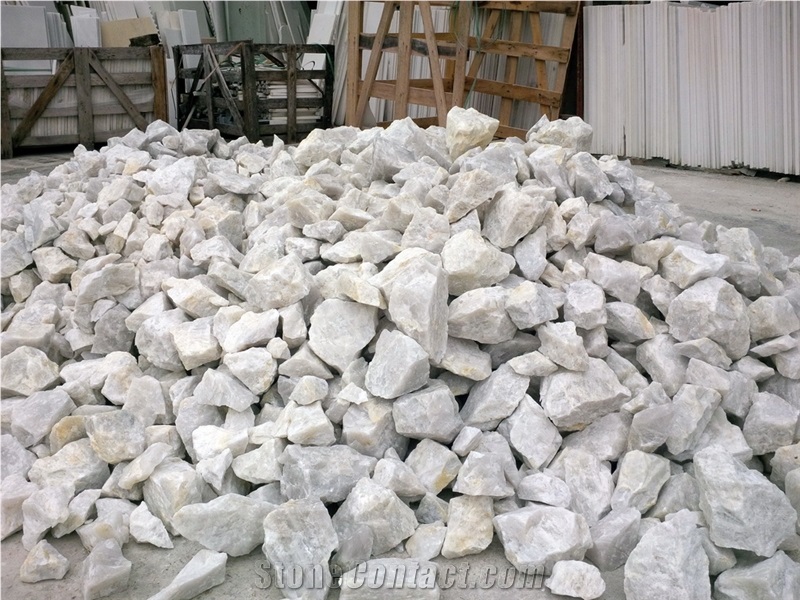 Natural Quartz Rocks