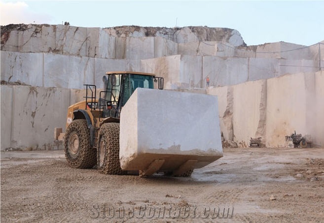 Rosato Beige Marble Blocks