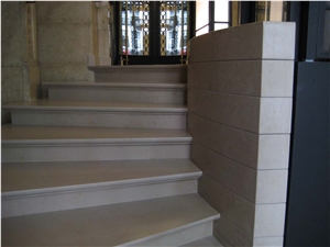 Comblanchien Clair Limestone Stairs, Comblanchien Clair Beige Limestone Stairs Comblanchien Clair Limestone Stairs, Comblanchien Clair Beige Limestone Stairs