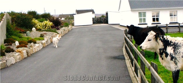 Connemara Granite for Feature Stones in Gardens and Landscapes