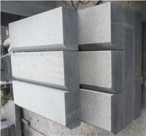 G654 Grey Granite Kerbstones