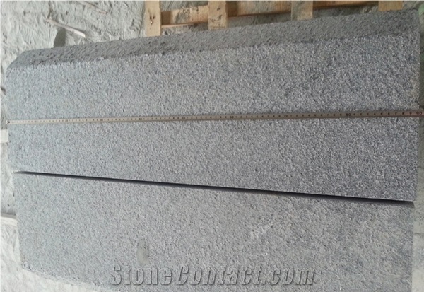 G654 Grey Granite Kerbstones