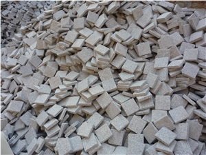 Chinese Granite Grey and White Small Paving Tiles
