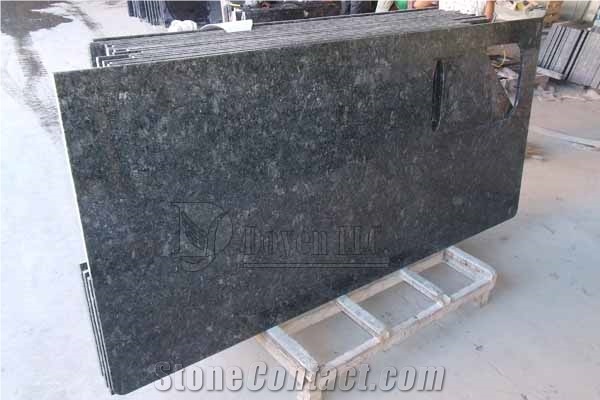 Verde Butterfly Green Granite Countertops