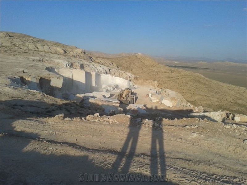 Royal Cream Marble Blocks