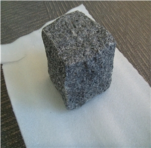 G399 Black Granite Cobble Stone, Split Flamed