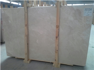 Crema Luna Marble Slabs