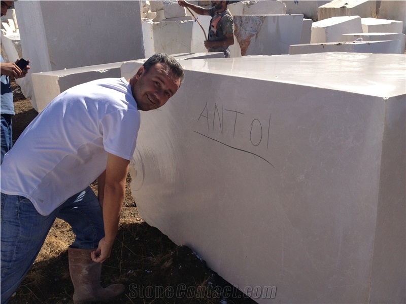 New Moon Cream Marble, Turkey Beige Marble Block