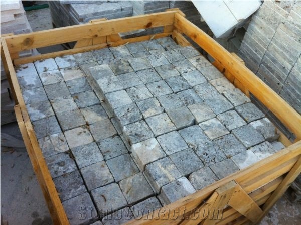 Beige Travertine Cobblestones