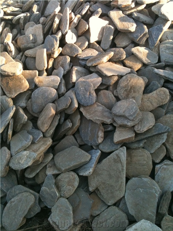 River Slate Gardening Tiles