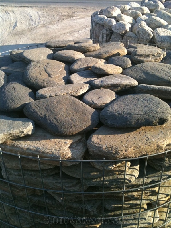 River Slate Gardening Tiles