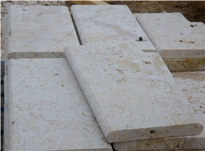Dominican White Coral Stone Pool Coping