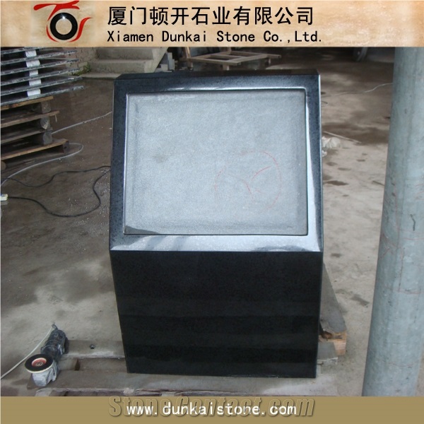 Black Pear G684 Memorail
