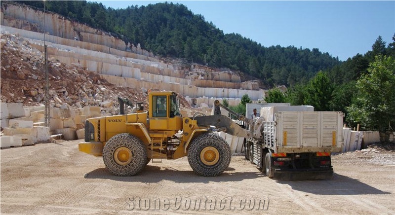 Perla Bianca Limestone Blocks, Turkey White Limestone