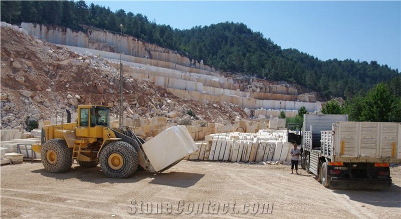 Perla Bianca Limestone Blocks, Turkey White Limestone
