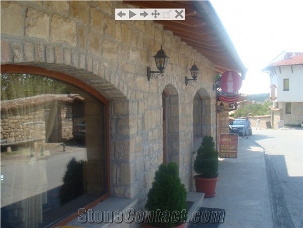 Facades in Gneiss Bulgaria, Beige Gneiss Wall Tiles