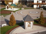 Porphyry Cubes, Granite