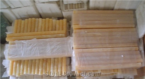 Molding Honey Onyx