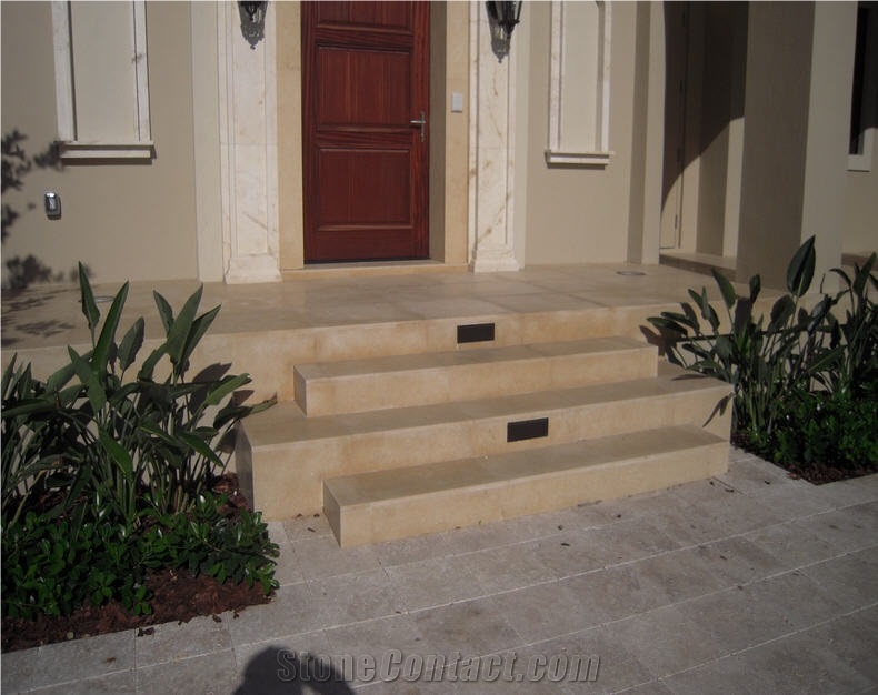 Jerusalem Gold Steps and Noche Travertine Pavement, Jerusalem Gold Yellow Limestone Steps