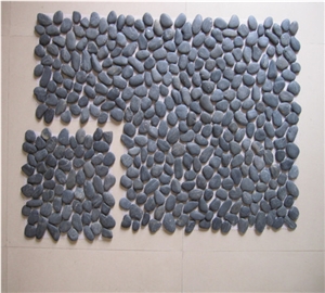 Black Pebble Stones Mosaic Tile On Mesh