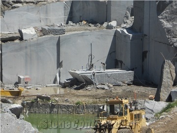 Negro Ochavo Especial Granite Blocks, Black Ochavo Granite, Granito Negro Ochavo Especial