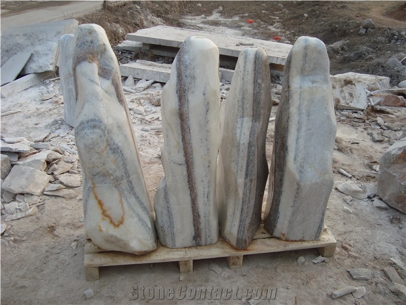 Stone Monolith for Garden 6409
