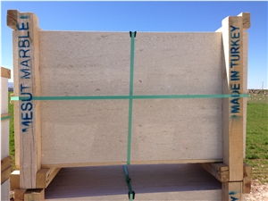 Mesut Beige Marble
