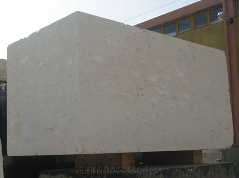 Smyrna Beige Limestone Blocks