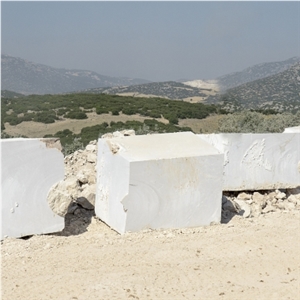 Burdur Cream Marble Blocks