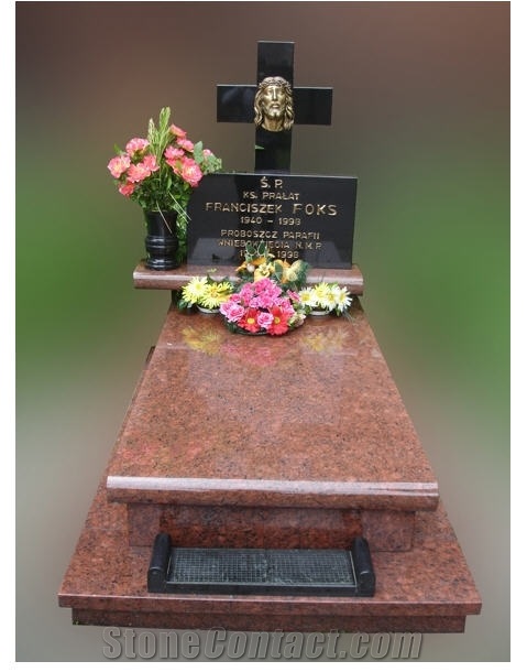 Multicolor Red Granite Monument