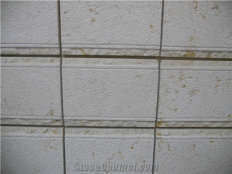 White Limestone Mushroomed Wall Stone, Jerusalem White Limestone Palestine Mushroom Stone