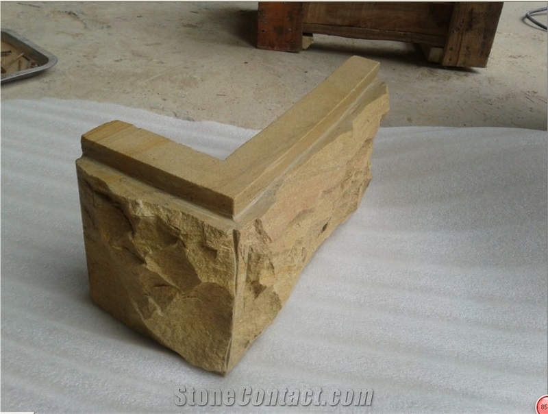 Mushroomed Corner Sandstone
