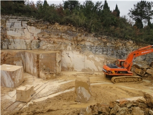 Yellow Wooden Grain Marble Quarry, Wood Grain Yellow Marble Block