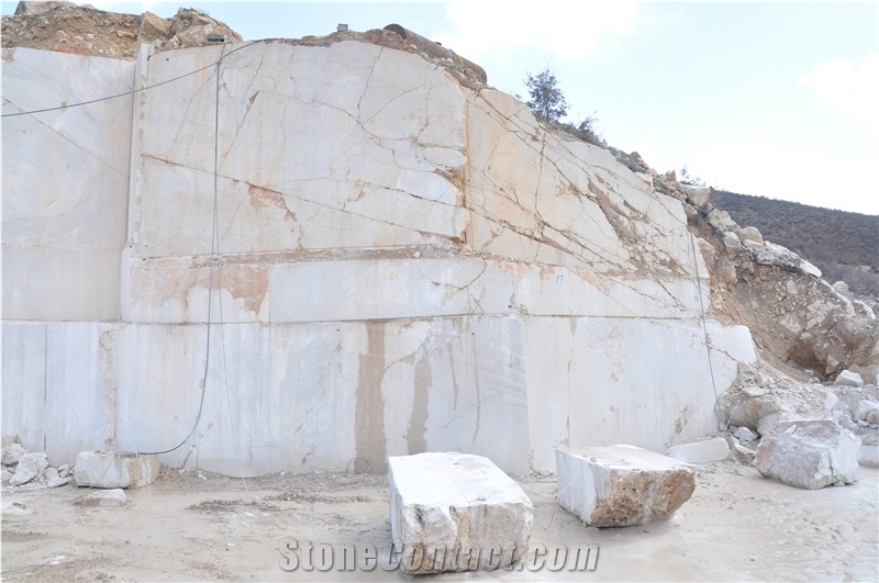 King Beige, Amasya Beige Marble Block