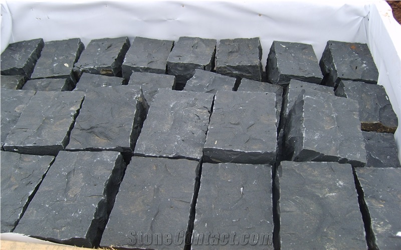 Basalt Landscaping Stones, Black Basalt Garden, Palisade