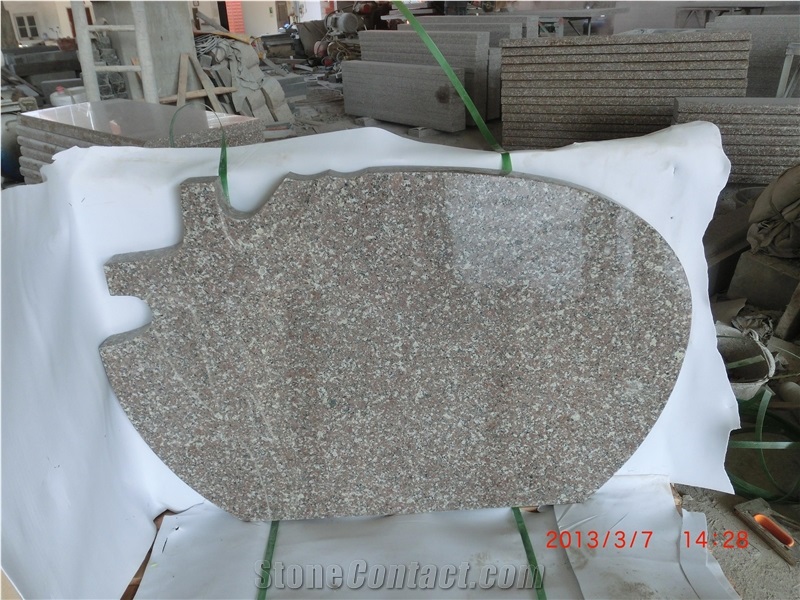 G648 Polish Style Tombstone
