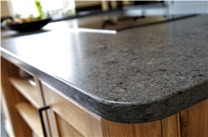 Brandy Crag Stone Kitchen Design, Traditional Kitchen Design Work Top