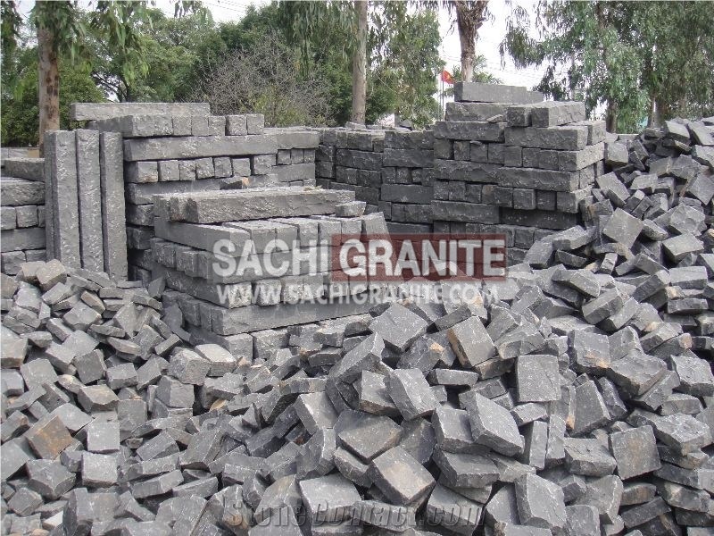 Vietnam Black Basalt Cubes