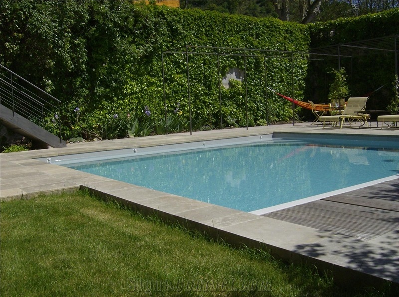 French Limestone Dark Grey (Pierre De Limeyrat)Pierre De Limeyrat Grey Cappuccino Limestone Pool Pavers, Copings