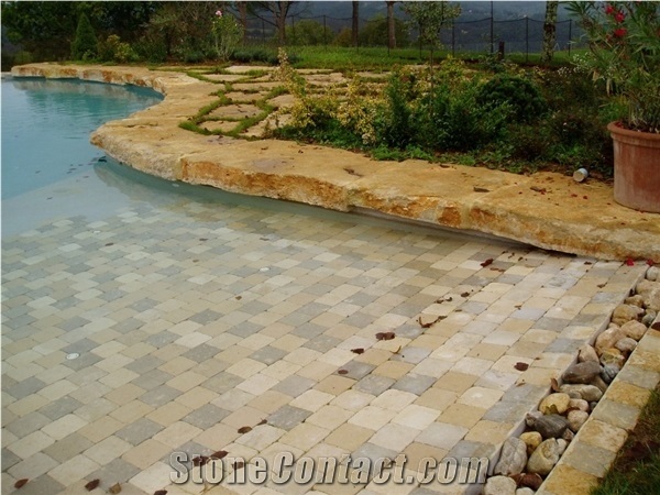 French Limestone Free Shape Pool Coping with Pierre De Limeyrat