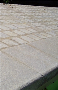 Pierre De Limeyrat Limestone Pool Coping
